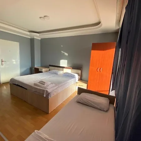 Lägenhetshotell Fama 3*
